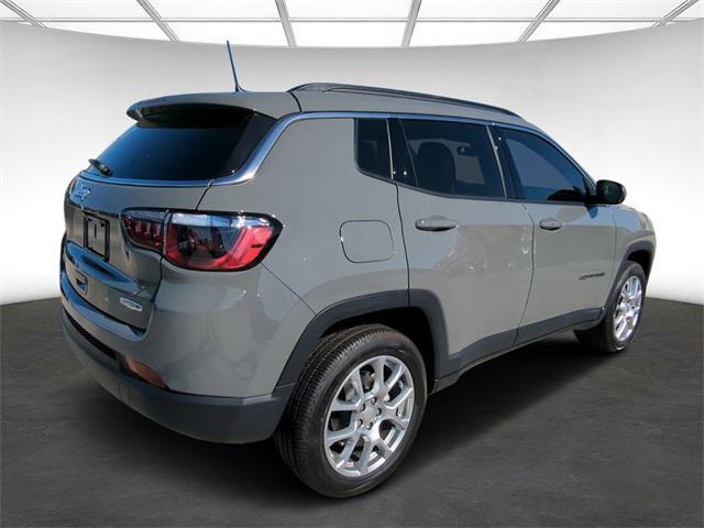 new 2024 Jeep Compass car, priced at $31,372