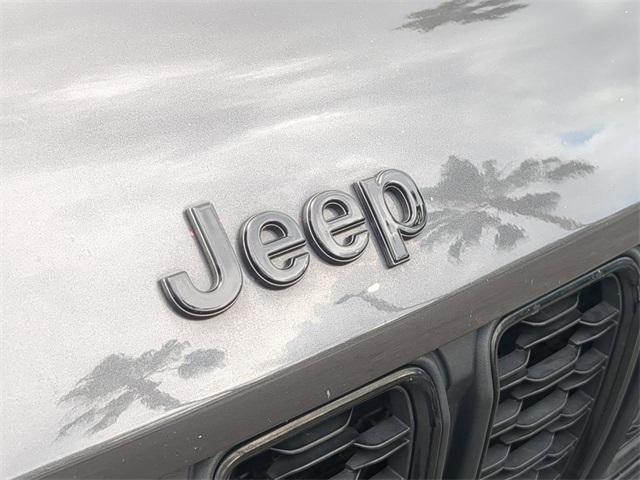 used 2022 Jeep Grand Cherokee L car, priced at $30,999