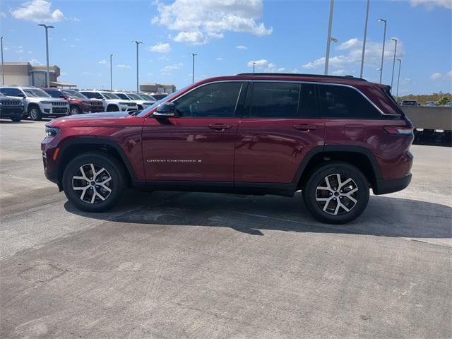 new 2024 Jeep Grand Cherokee car, priced at $40,200