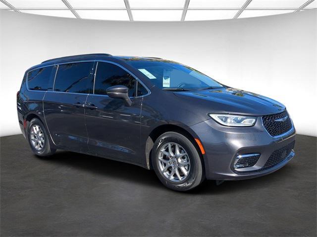 used 2021 Chrysler Pacifica car, priced at $22,499