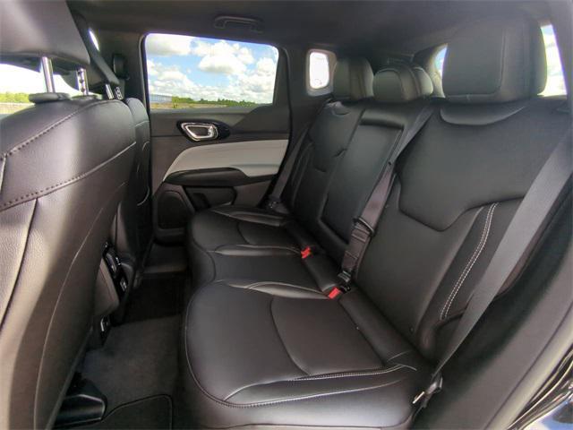new 2025 Jeep Compass car, priced at $30,686