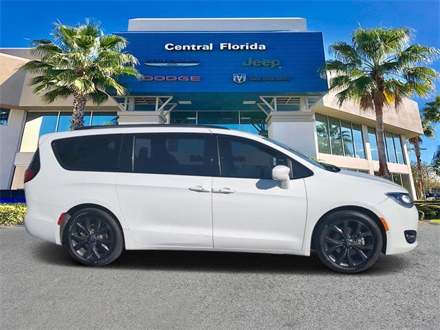 used 2020 Chrysler Pacifica car, priced at $20,249