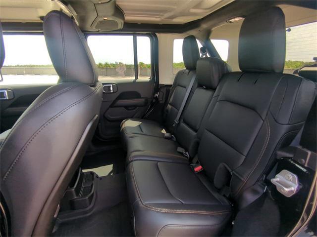 new 2025 Jeep Wrangler car, priced at $53,113