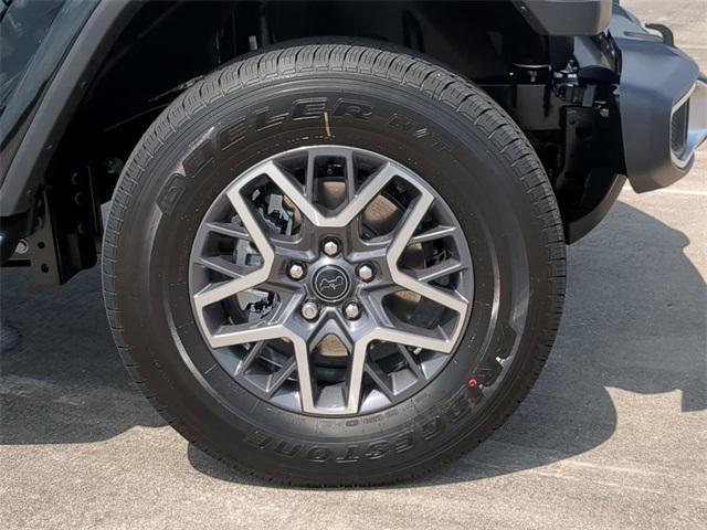 new 2025 Jeep Wrangler car, priced at $53,113
