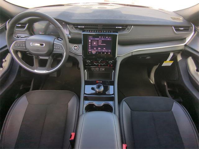 new 2025 Jeep Grand Cherokee L car, priced at $41,755