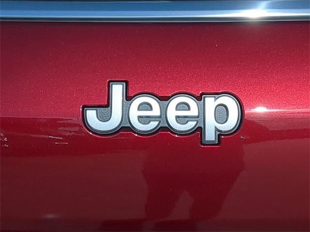 new 2024 Jeep Grand Cherokee L car, priced at $41,680