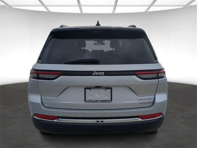 new 2024 Jeep Grand Cherokee car, priced at $45,259