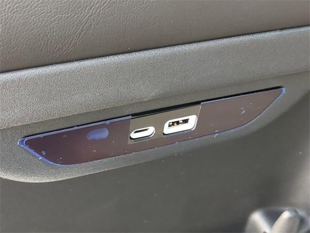 new 2026 Chrysler Pacifica car, priced at $51,880