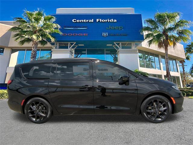 new 2026 Chrysler Pacifica car, priced at $51,880