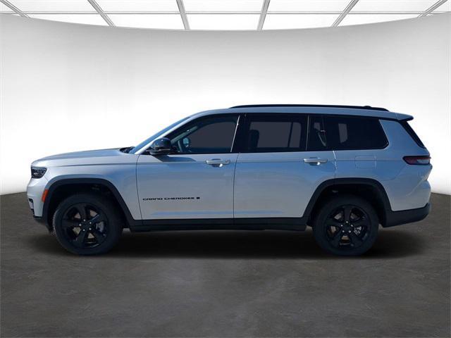 new 2024 Jeep Grand Cherokee L car, priced at $40,702