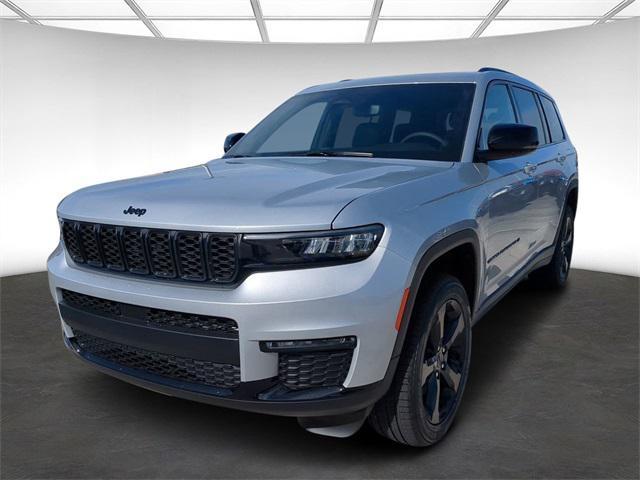 new 2024 Jeep Grand Cherokee L car, priced at $40,702