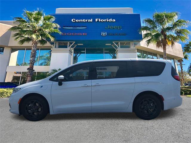 used 2023 Chrysler Pacifica Hybrid car, priced at $25,749