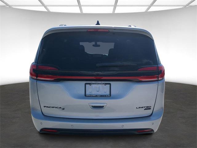 new 2024 Chrysler Pacifica car, priced at $42,309