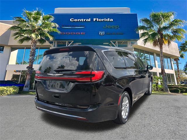 used 2024 Chrysler Pacifica car, priced at $29,999