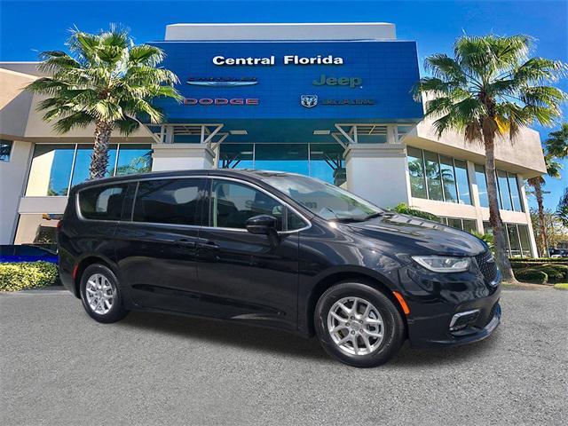 used 2024 Chrysler Pacifica car, priced at $29,999