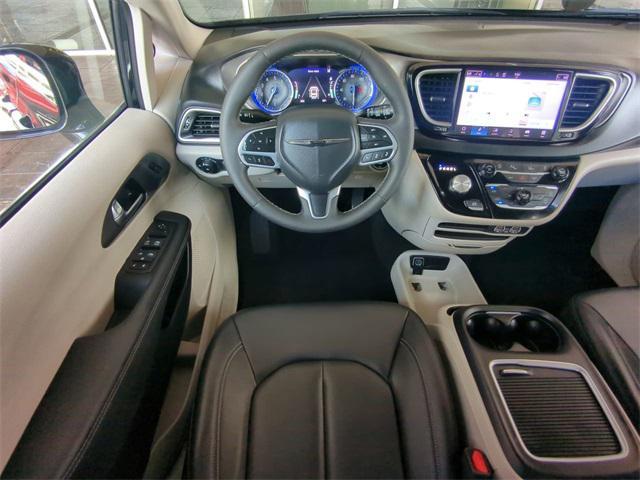 used 2024 Chrysler Pacifica car, priced at $29,999