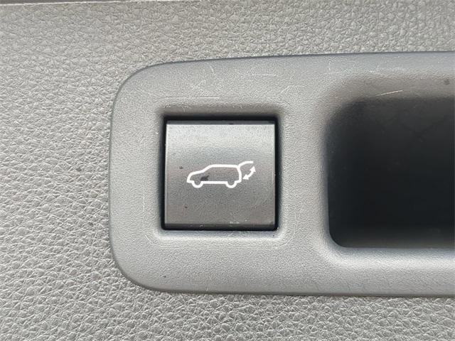 used 2021 Toyota Highlander car, priced at $30,249