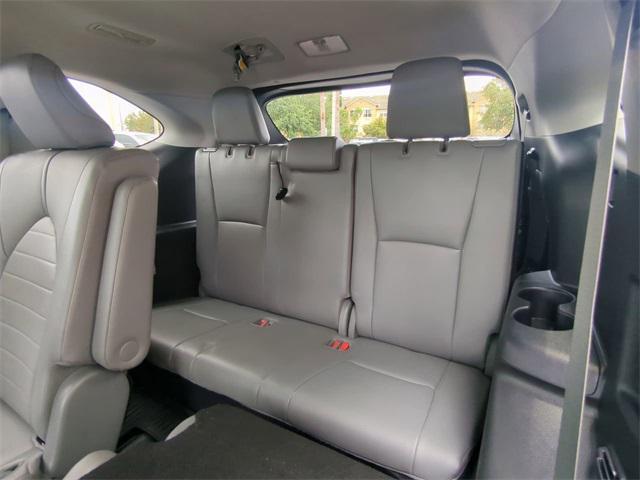 used 2021 Toyota Highlander car, priced at $30,249