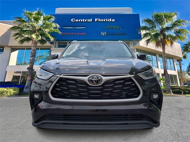 used 2021 Toyota Highlander car, priced at $30,249