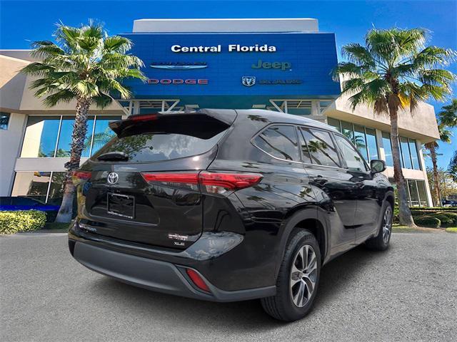 used 2021 Toyota Highlander car, priced at $30,249