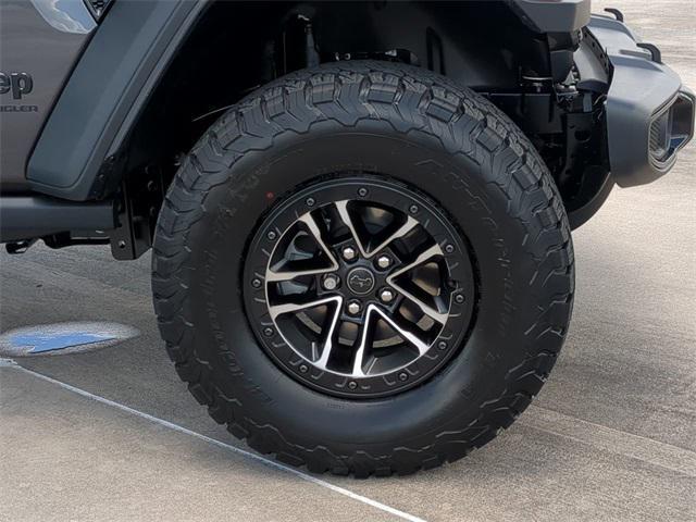 new 2025 Jeep Wrangler car, priced at $53,030