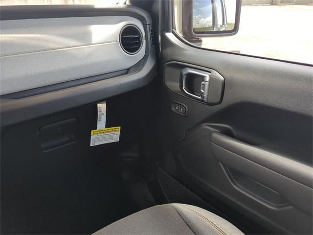 new 2025 Jeep Wrangler car, priced at $53,030
