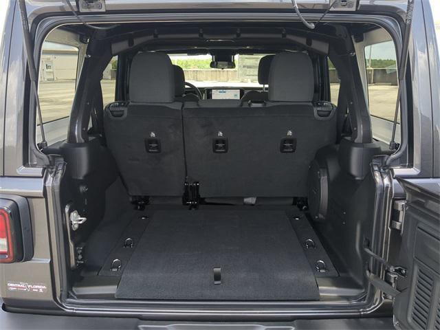 new 2025 Jeep Wrangler car, priced at $53,030