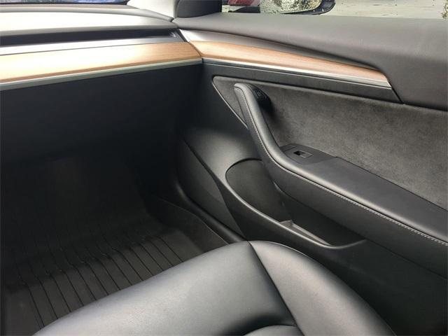 used 2023 Tesla Model 3 car, priced at $29,999