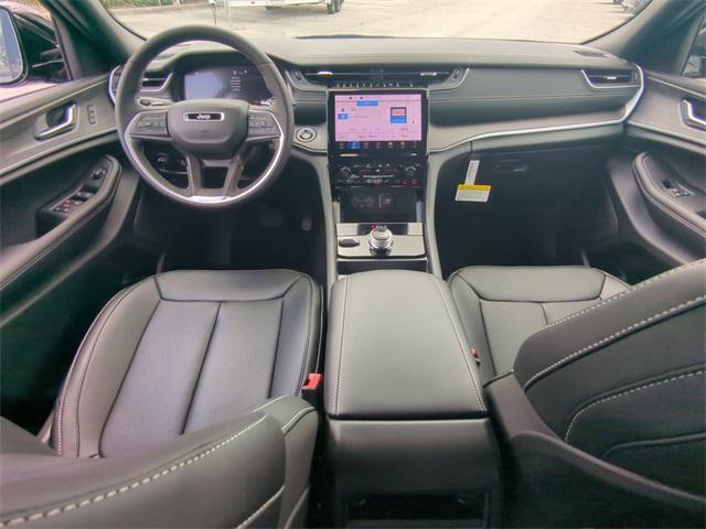 new 2025 Jeep Grand Cherokee car, priced at $51,773