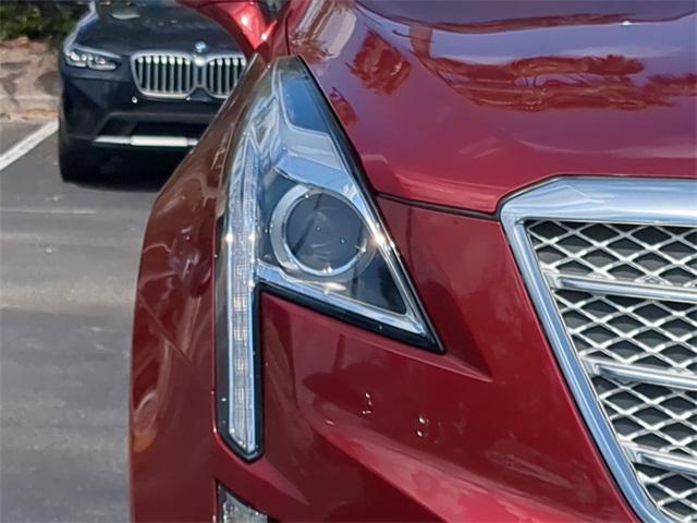 used 2018 Cadillac XT5 car, priced at $20,500