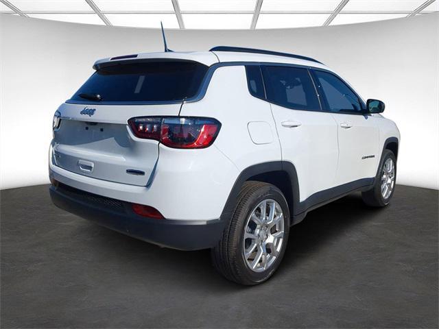 new 2024 Jeep Compass car, priced at $30,490