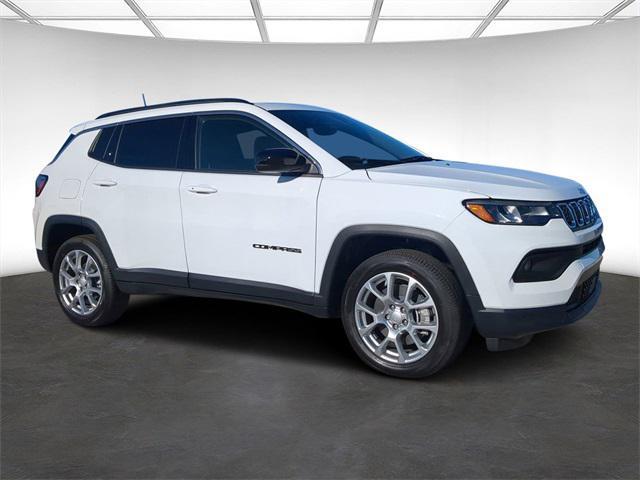 new 2024 Jeep Compass car, priced at $30,490