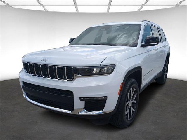 new 2024 Jeep Grand Cherokee L car, priced at $34,742