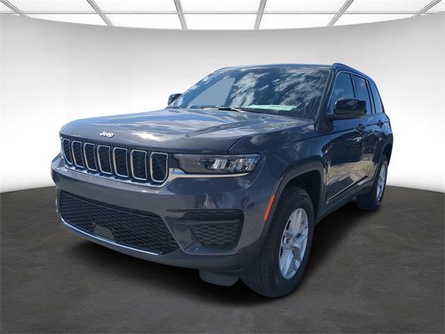 new 2025 Jeep Grand Cherokee car, priced at $39,175