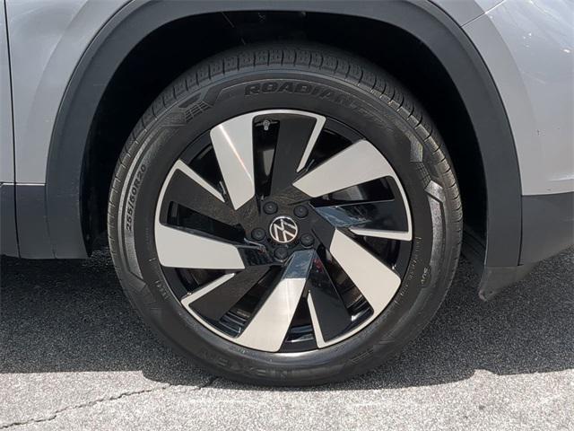 used 2024 Volkswagen Atlas Cross Sport car, priced at $33,999