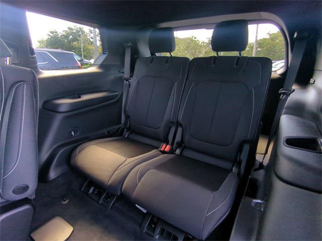 new 2025 Jeep Grand Cherokee L car, priced at $35,275
