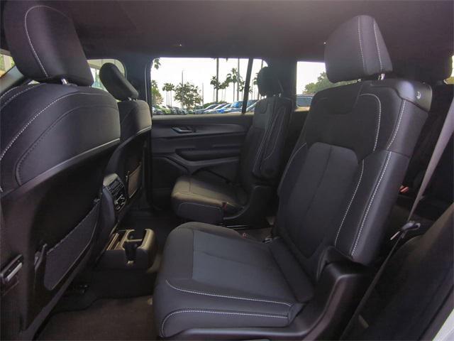 new 2025 Jeep Grand Cherokee L car, priced at $35,275