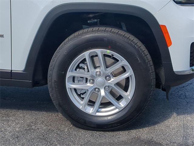 new 2025 Jeep Grand Cherokee L car, priced at $35,275