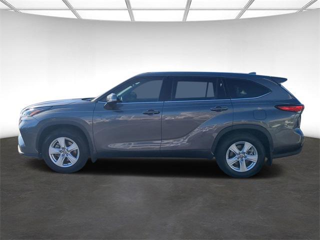 used 2021 Toyota Highlander car, priced at $29,498