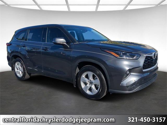 used 2021 Toyota Highlander car, priced at $29,498