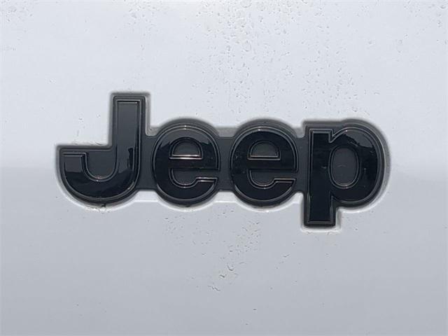 new 2024 Jeep Grand Cherokee L car, priced at $41,871