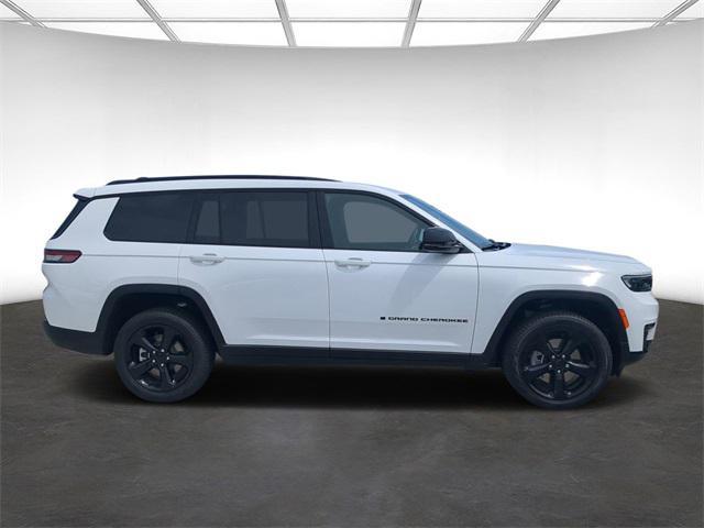 new 2024 Jeep Grand Cherokee L car, priced at $41,871