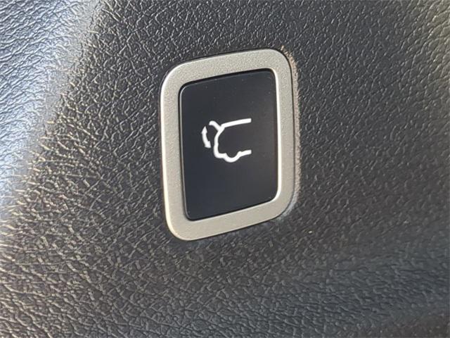 new 2025 Chrysler Voyager car, priced at $39,650