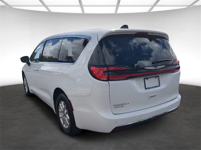 used 2023 Chrysler Pacifica car, priced at $26,999