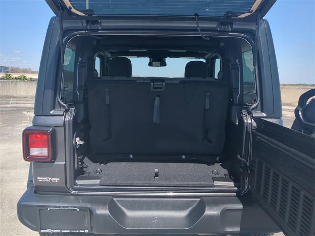 new 2025 Jeep Wrangler car, priced at $37,251