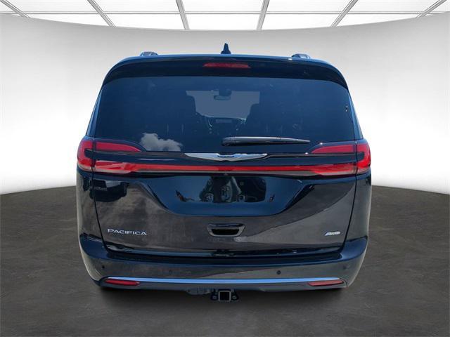 new 2024 Chrysler Pacifica car, priced at $57,928