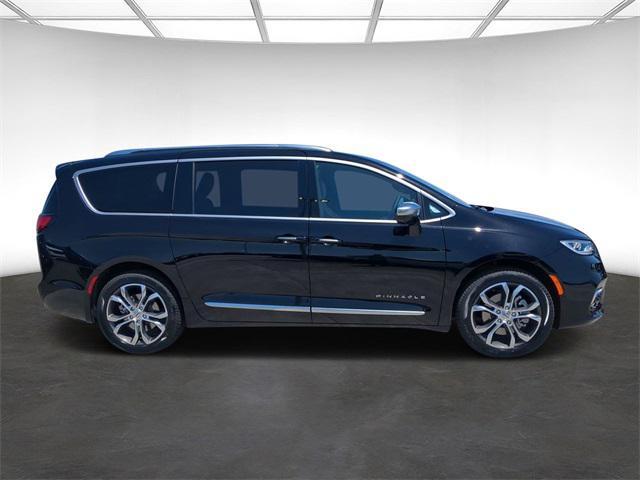 new 2024 Chrysler Pacifica car, priced at $53,480