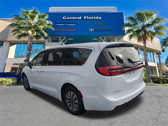 used 2023 Chrysler Pacifica Hybrid car, priced at $24,249