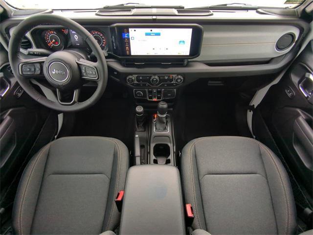 new 2025 Jeep Gladiator car, priced at $41,070