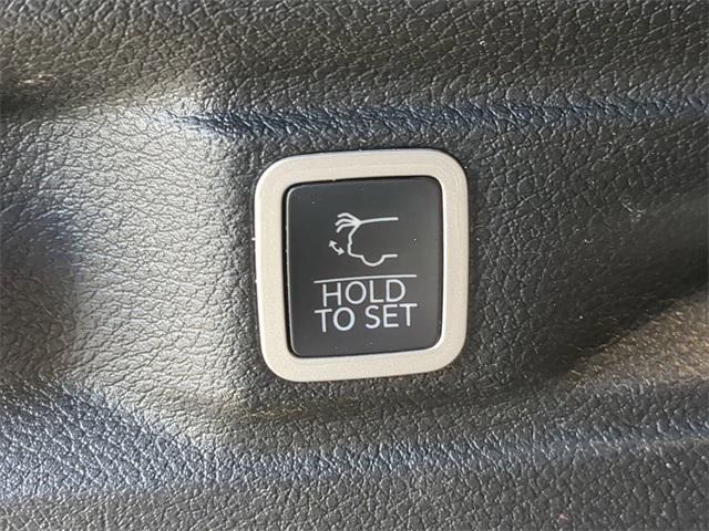 used 2022 Jeep Grand Cherokee L car, priced at $31,999